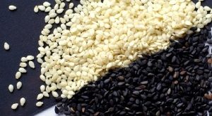 خرید کنجد سیاه و سفید