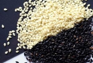 خرید کنجد سیاه و سفید